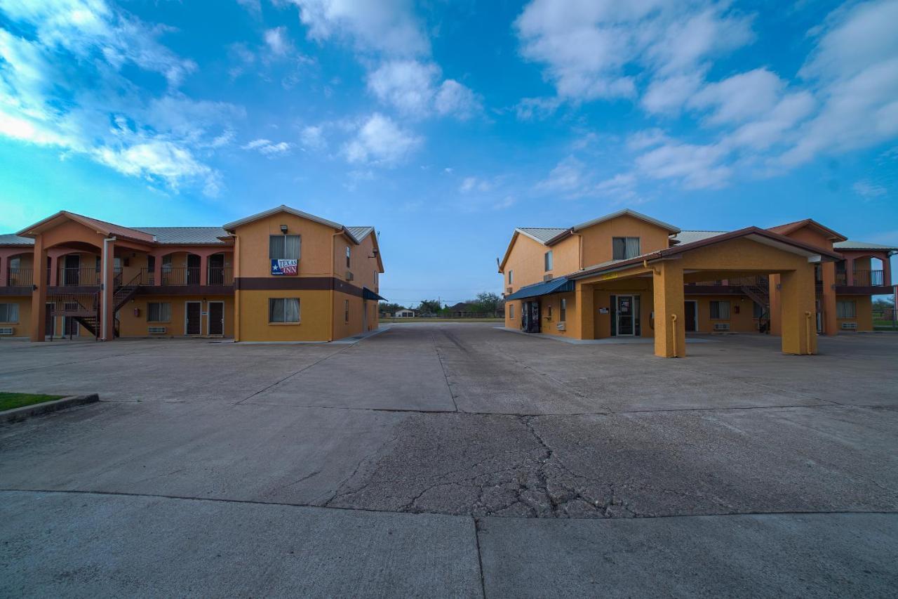 Texas Inn San Benito Near Harlingen Экстерьер фото