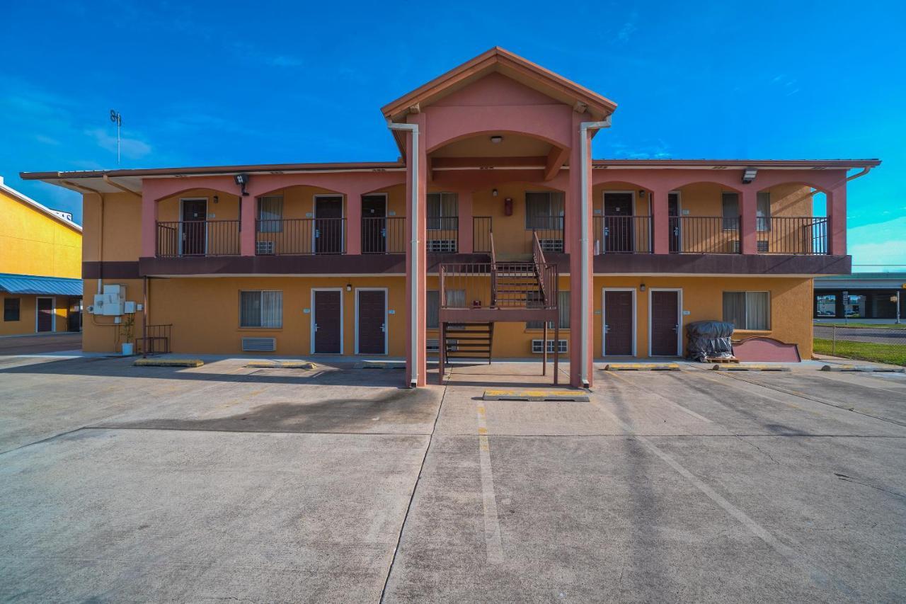 Texas Inn San Benito Near Harlingen Экстерьер фото